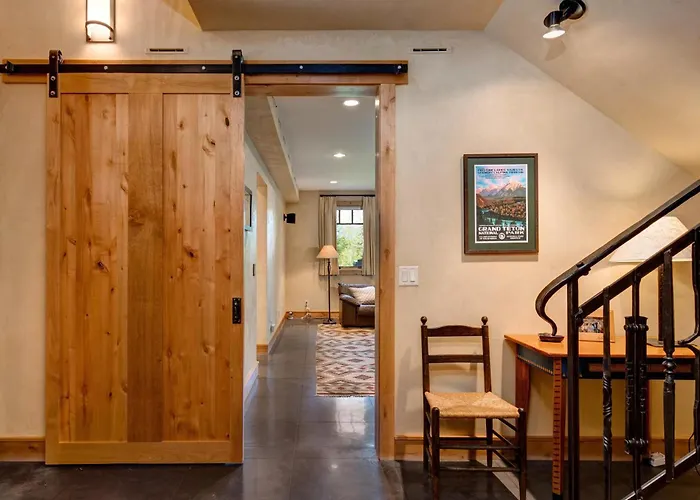 Holiday home Abode At Skyline Jackson