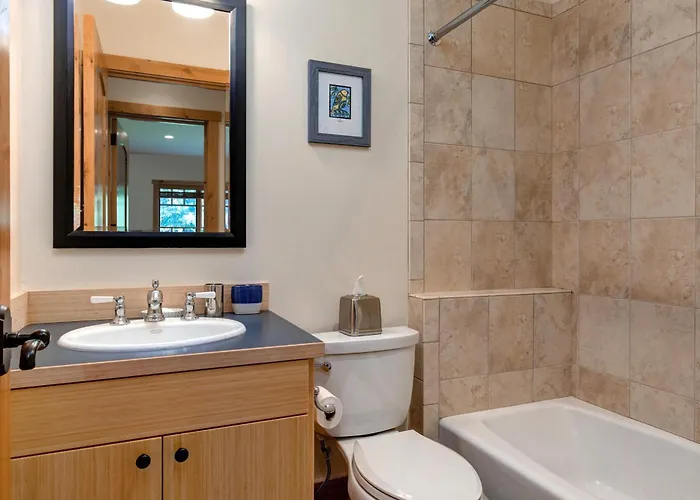 Holiday home Abode At Skyline *